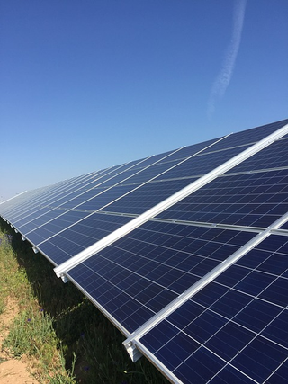 Illustration for article titled Safeguard Yourself and Your Family from Power Company Selling Price Increases with Solar Panel Systems